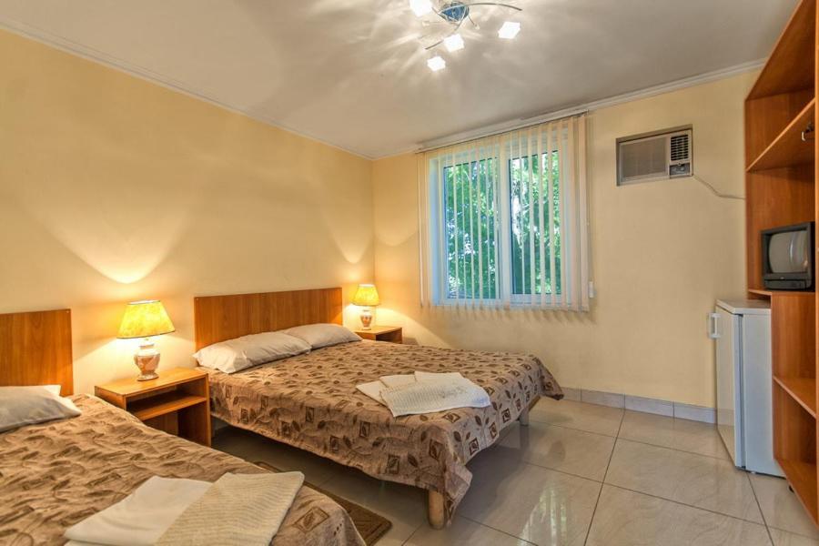 Hawaii Hotel Затока Екстериор снимка
