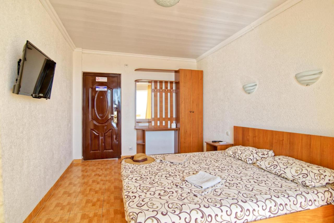 Hawaii Hotel Затока Екстериор снимка